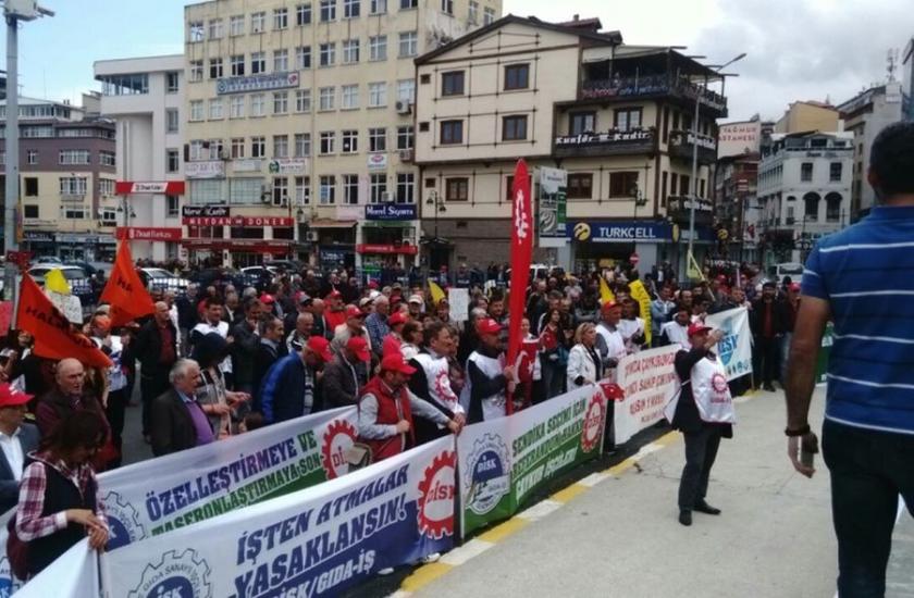 Rize 1 Mayısında çay işçilerinin talepleri öne çıktı