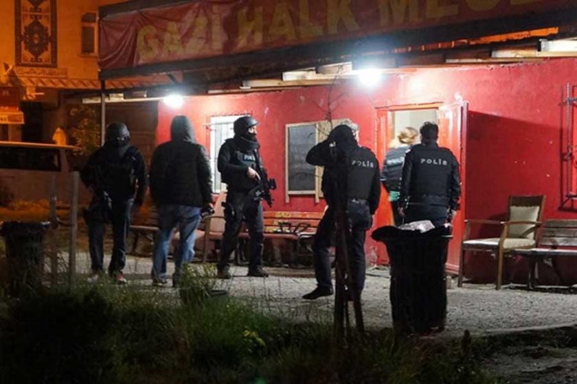 Gazi Halk Meclisi'ne polis baskını