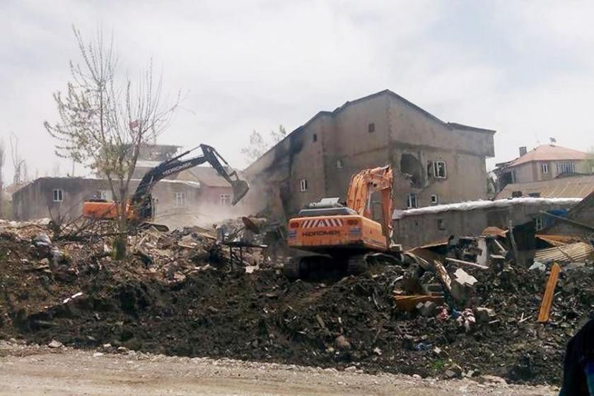 Yüksekova’da yasak karakol  inşaatları için mi uzatılıyor?