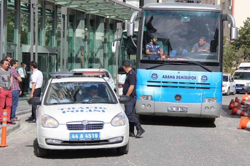 Adana Demirspor: Malatya valiliği takımımızı koruyamadı