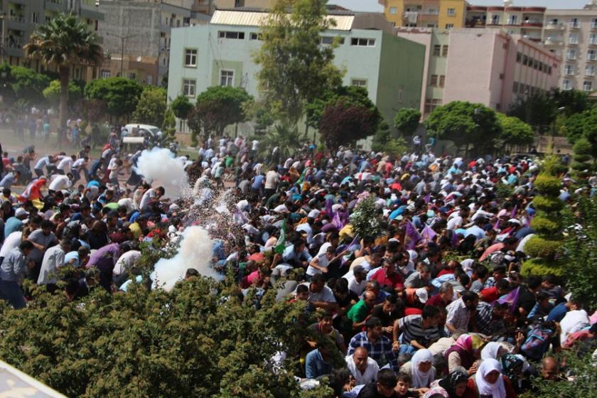 Kızıltepe’de halk buluşmasına polis saldırdı