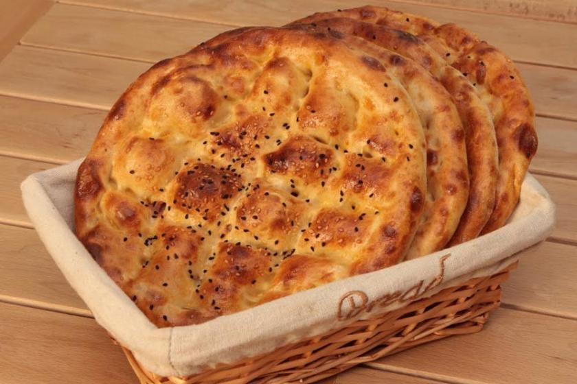 İstanbul'da 350 gram pide 1 lira 80 kuruş