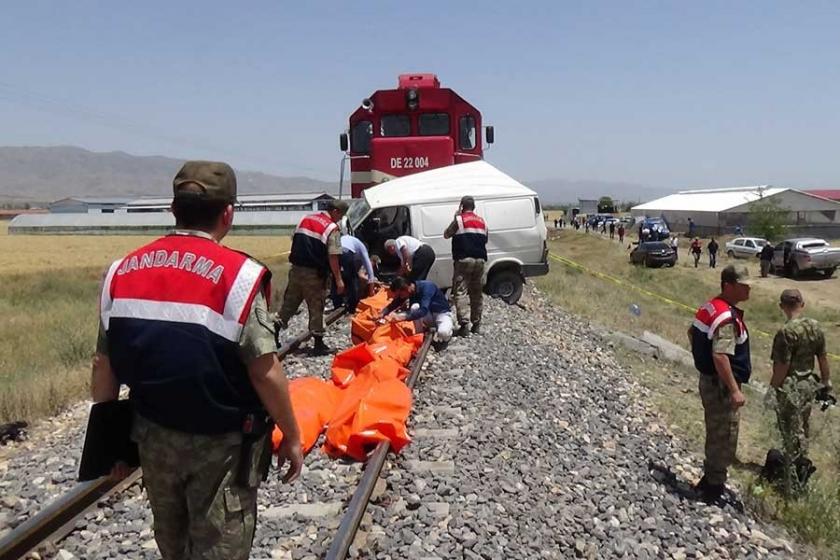 Elazığ'ta tren faciası: 9 ölü, 1 yaralı 