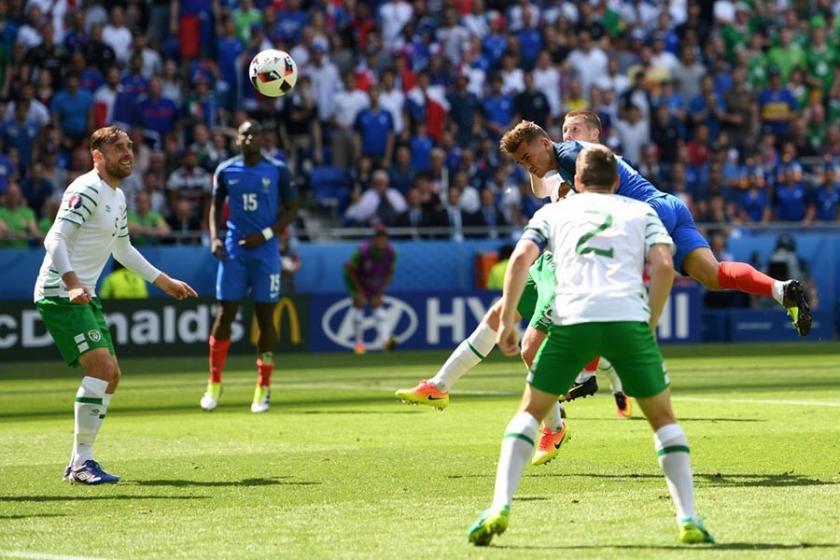 Euro 2016'da Fransa İrlanda Cumhuriyeti'ni 2-1 yendi