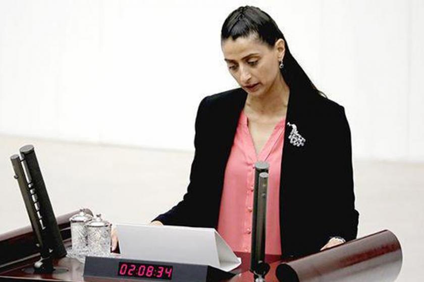 HDP’li vekil Feleknas Uca için ‘zorla getirme’ kararı