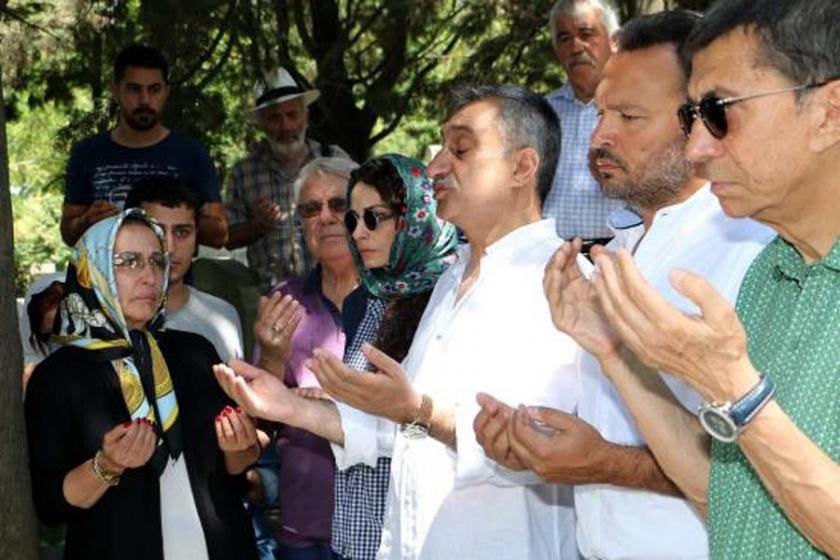 Kemal Sunal mezarı başında anıldı