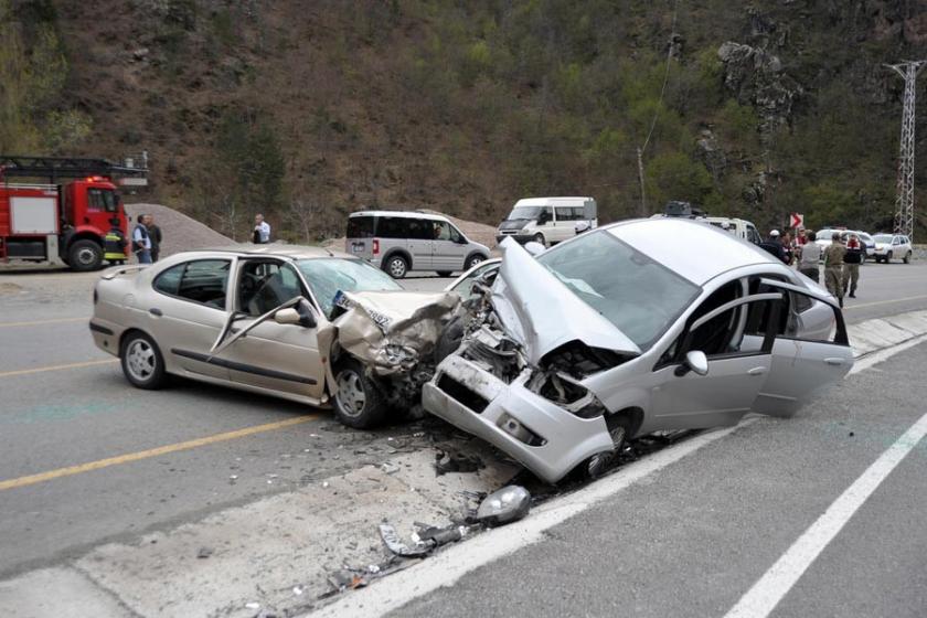 Bayram tatilinde 4 günün kaza bilançosu: 69 ölü, 215 yaralı