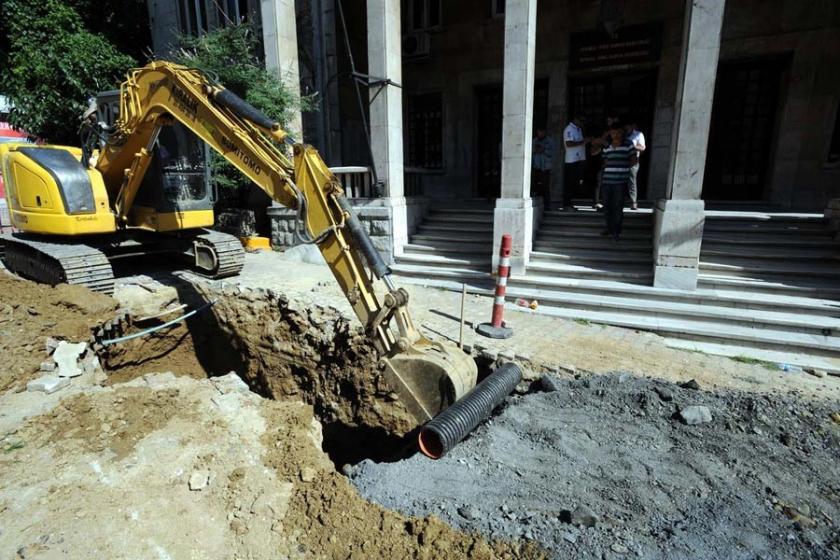 İSKİ çalışmalarında, Osmanlı mezar başı ve kemikler bulundu