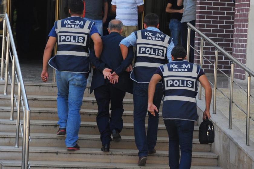 Bursa'da 152 bürokrat ve işadamı gözaltında