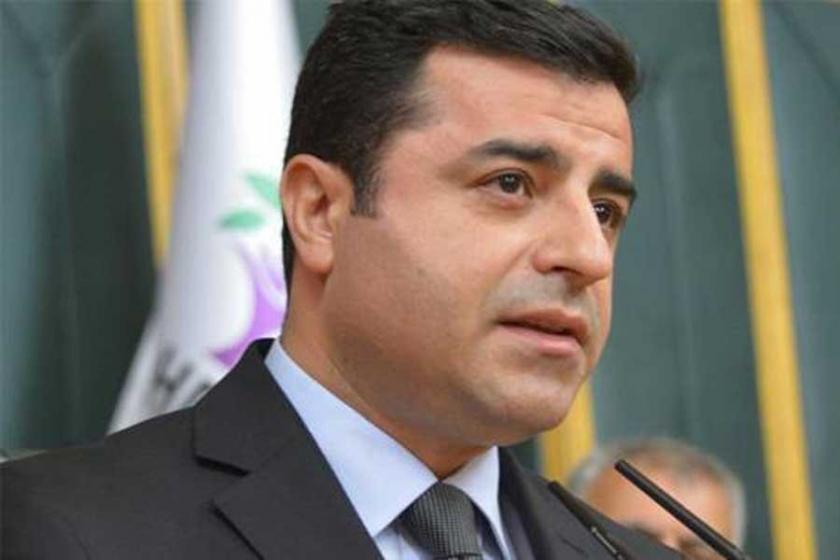 Demirtaş: Kapatılan kanallar onurunu satsaydı bakan giderdi