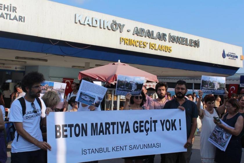 Martı Projesi protesto edildi