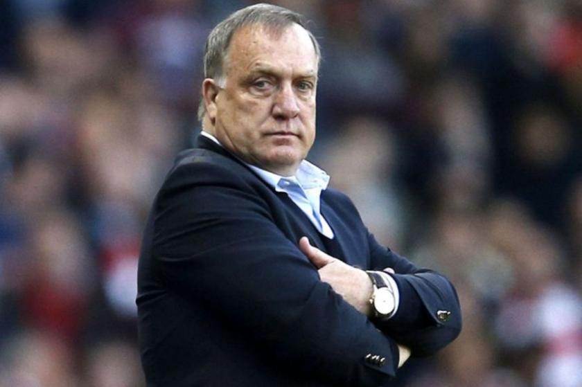 Advocaat'tan futbolculara: Kendiniz için oynayın