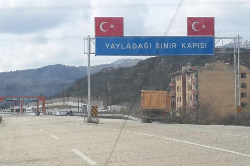 Hatay'ın Yayladağı ilçesine havan mermisi isabet etti