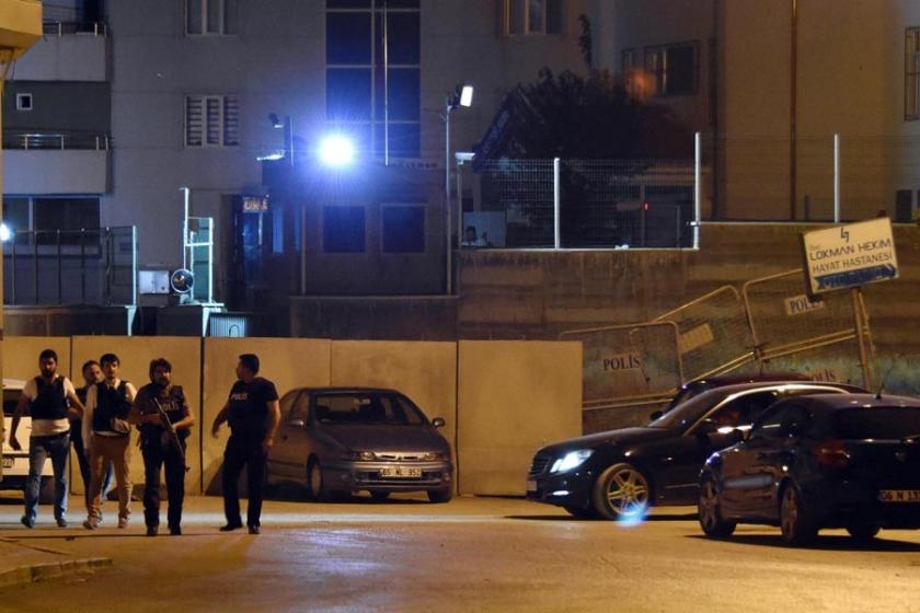 Van'da İlçe Emniyet Müdürlüğü'ne havanlı saldırı