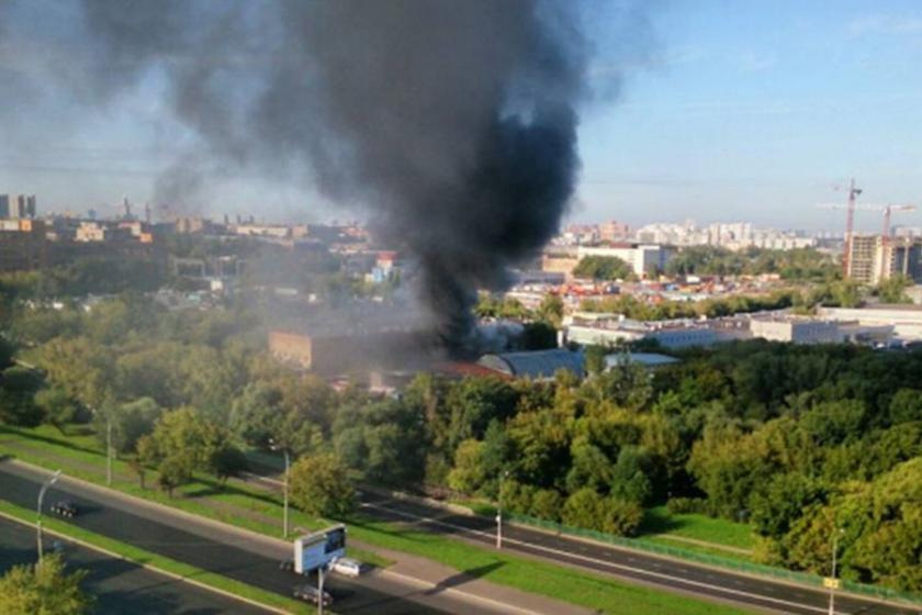 Moskova'da depoda yangın: 16 göçmen işçi hayatını kaybetti