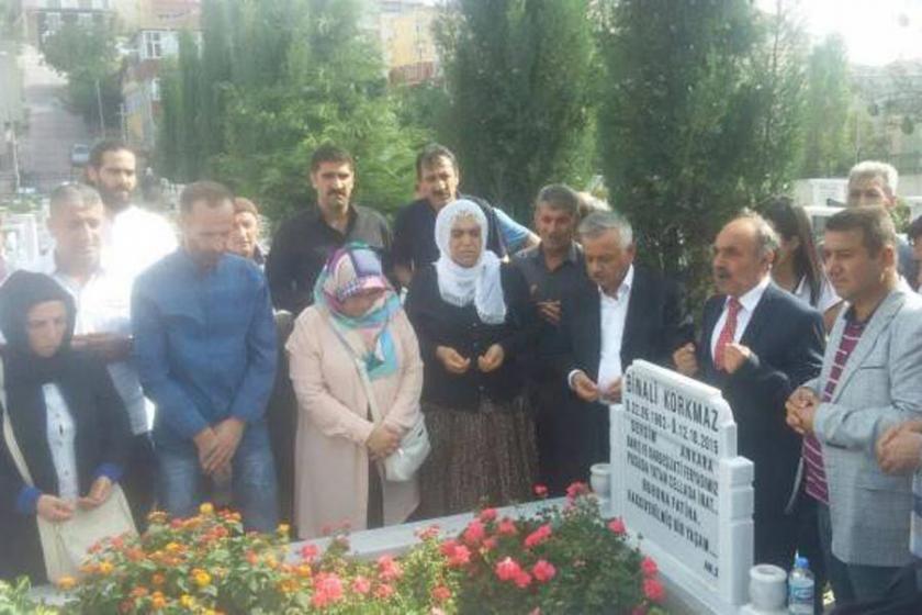 Mezar ziyaretinde bulunmak isteyen HDP'lilere saldırı