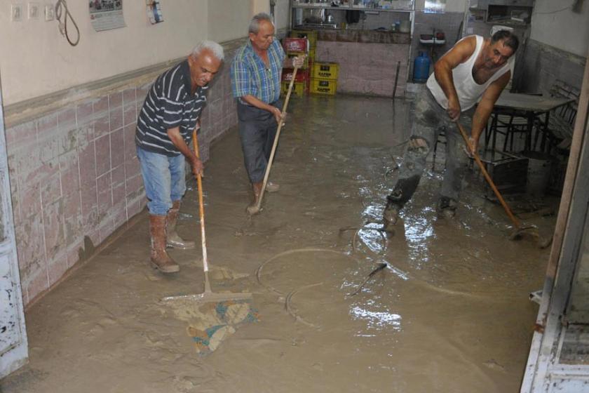 Denizli yağışa teslim oldu