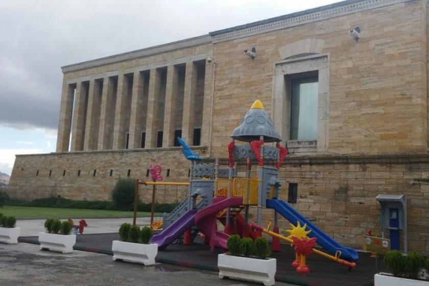 Anıtkabir’e çocuk parkı yaptılar