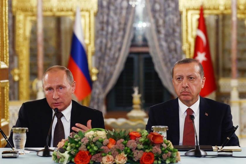 Erdoğan, Putin ile Katar'ı görüştü