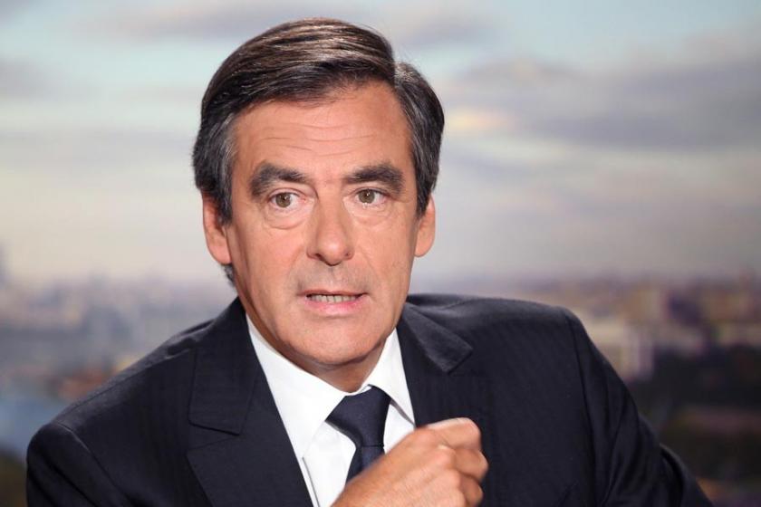 Fransa cumhurbaşkanı adayı Fillon'a adli soruşturma açılıyor