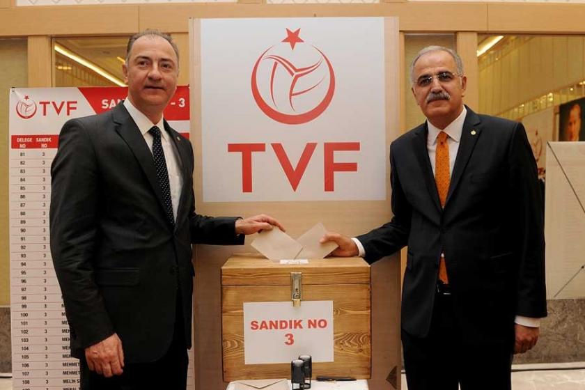 Üstündağ, Türkiye Voleybol Federasyonu başkanlığına seçildi