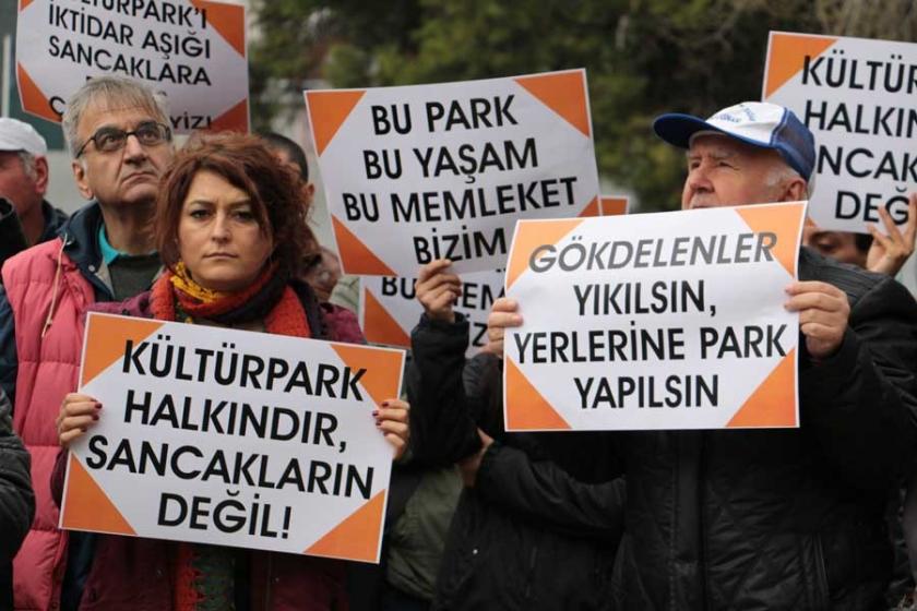 Kültürpark eylemi: Gökdelenler yıkılsın yerine park yapılsın