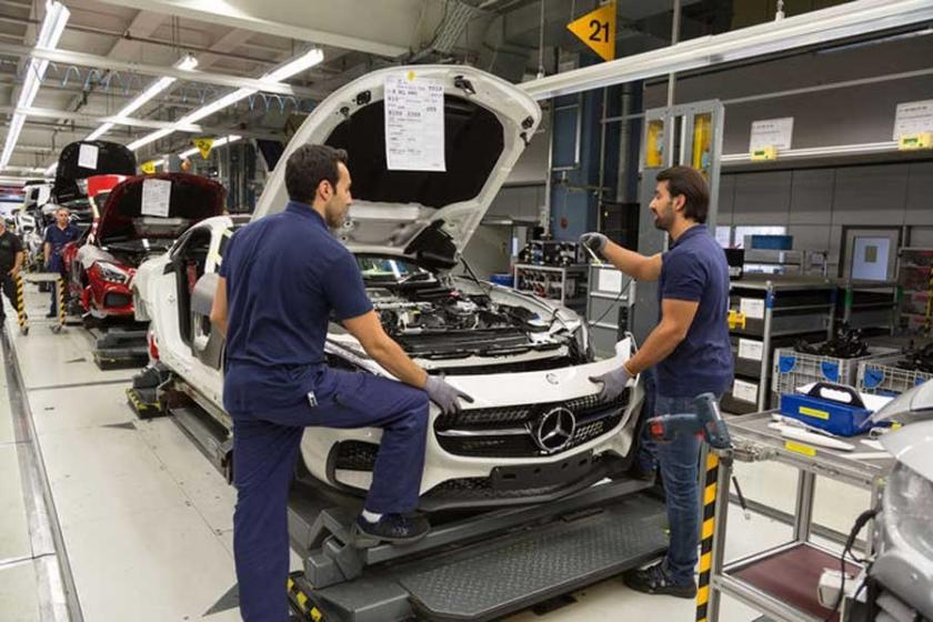 Mercedes işçileri geçimlerini ek iş yaparak sağlıyor