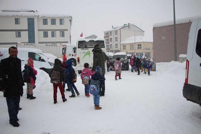 Sivas'ta eğitime kar engeli