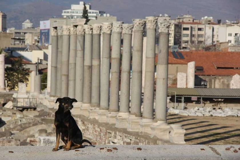 Basmane'nin tarihi ve mimari zenginliği kayboluyor