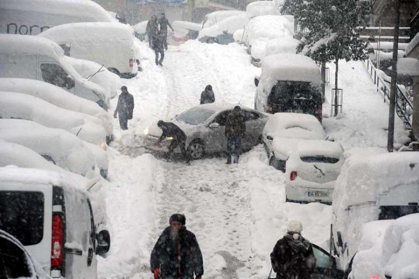 İstanbul’da kamu kurumlarında mesai bitişi bugünlük 15.30