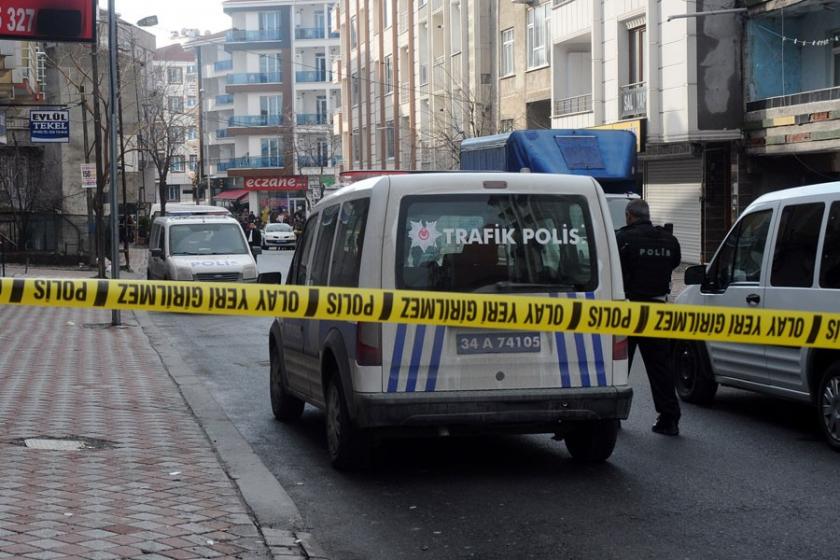 Esenyurt’ta polise ateş açıldı