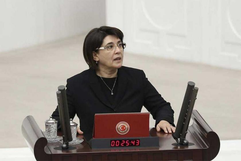 Leyla Zana’nın ödeneği ve yolluğu kesildi
