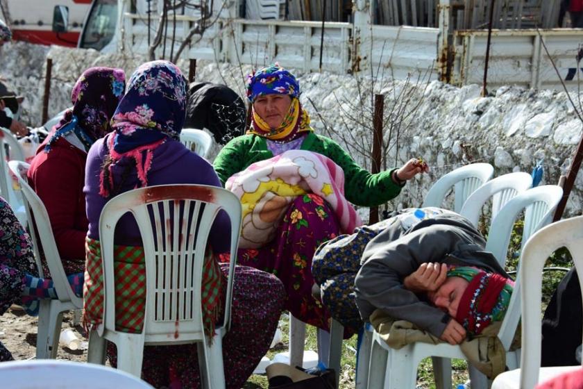 Depremin bilançosu; 17 köyde, 290'ı ağır 506 konut hasarlı