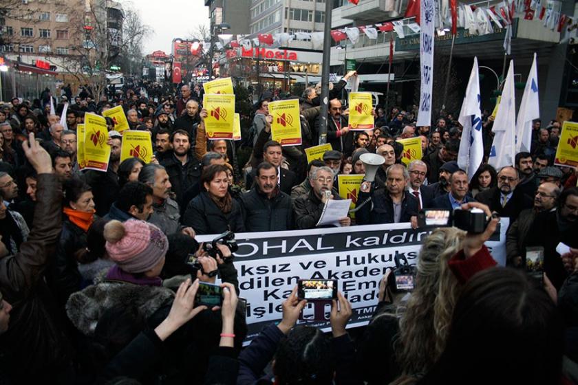 MEB'den, ihraç edilen öğretmenlere: Suçsuzluğunu kanıtla