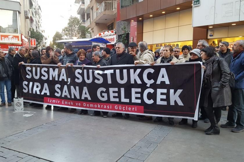 İzmir'de gözaltılar protesto edildi 