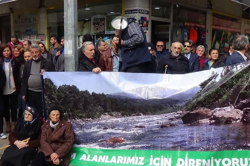 Fındıklı halkı ÇED toplantısı için bir araya geldi