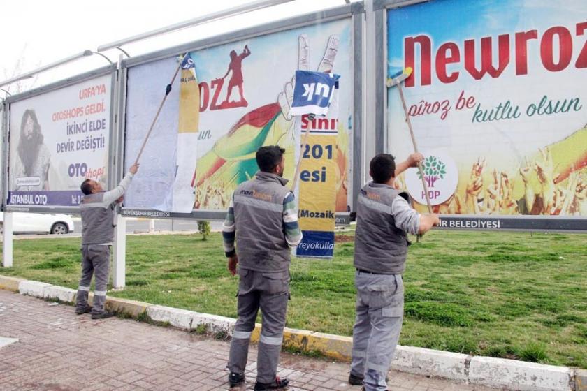 Urfa’da Newroz afişleri toplatıldı