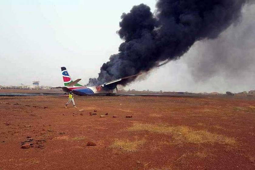 Sudan’da yolcu uçağı düştü, 14 yolcu yaralandı