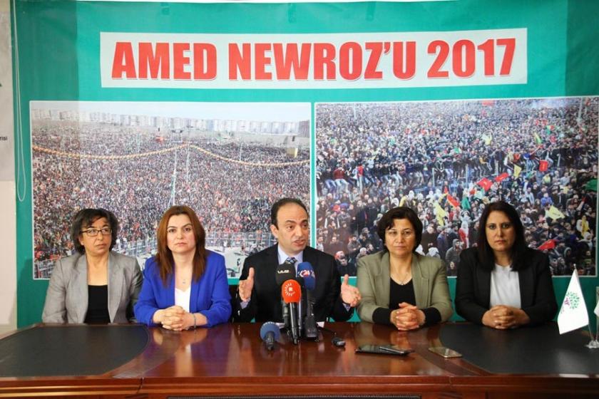 ‘Newroz’da halk referandum için açık oyunu kullanmıştır’