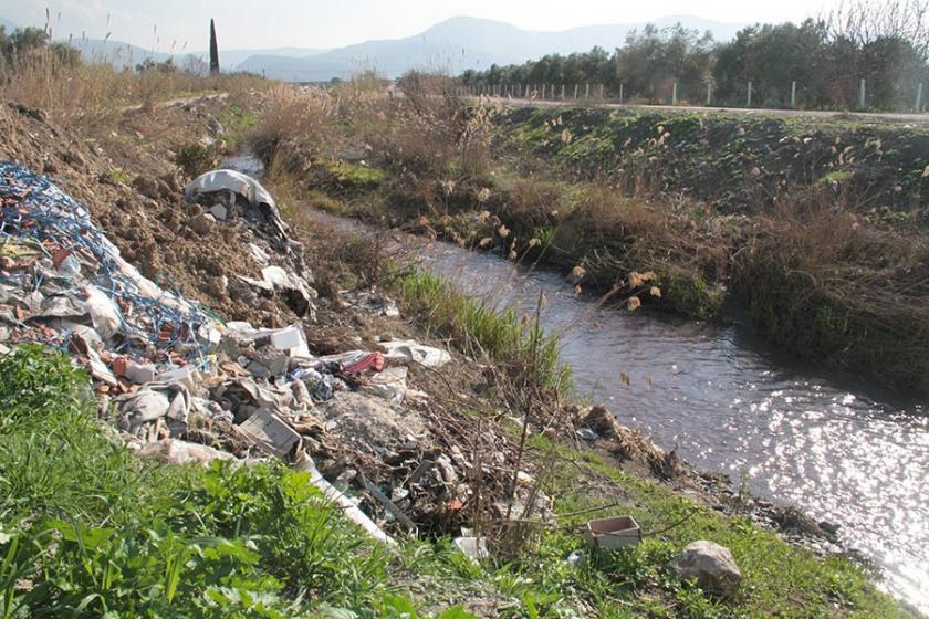 Karaçay Deresi fabrika atıkları nedeniyle yok oluyor