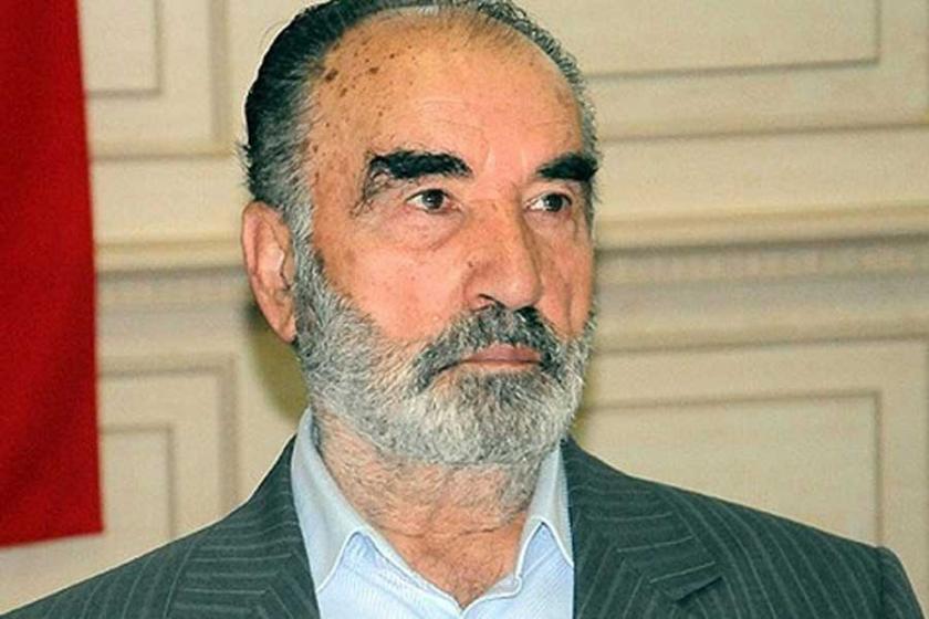 Yeni Şafak Yazarı Hayrettin Karaman, 'Başkana itaat' istedi!