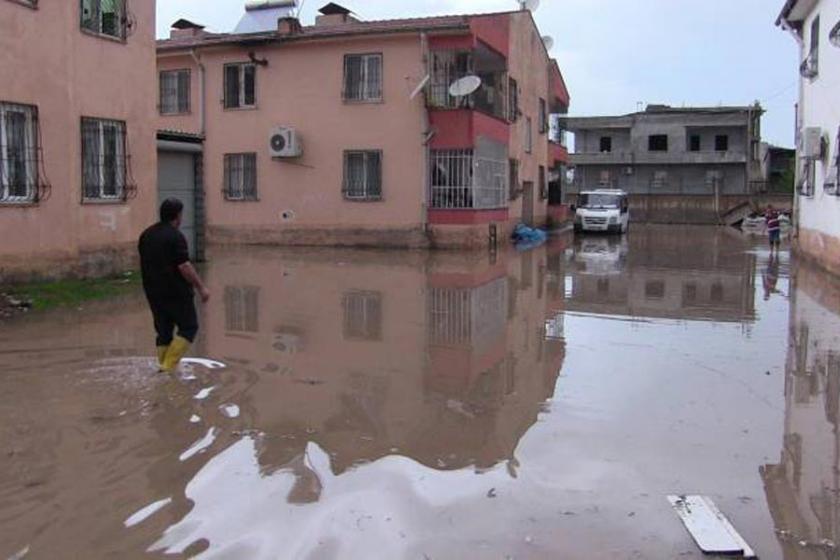 Batman’da şiddetli yağış: Birçok ev sular altında kaldı