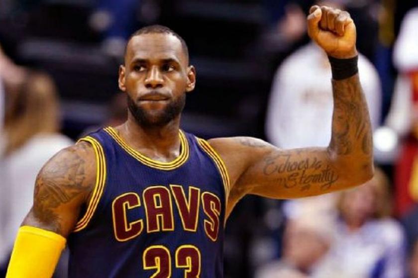 Süpürgeciler kralı LeBron James