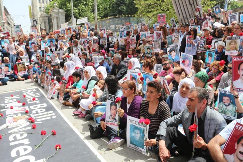 İHD: Kayıpların akıbeti bulunsun, failler yargılansın