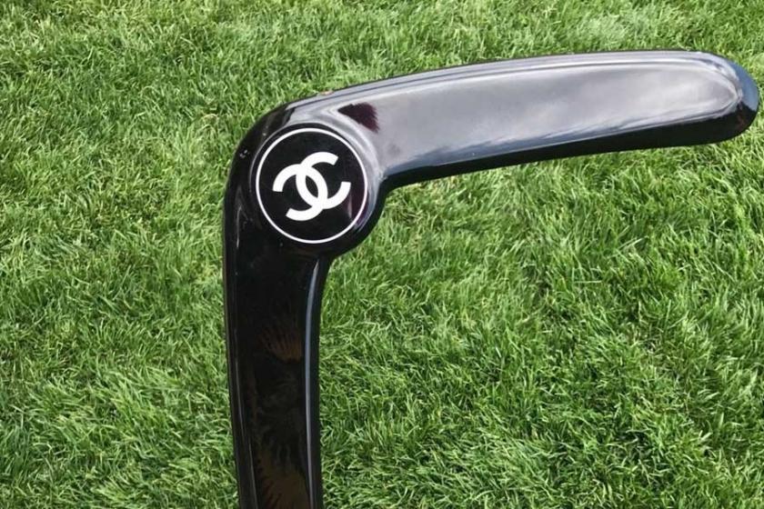 Chanel’in bumeranga markasını basması tepki çekti