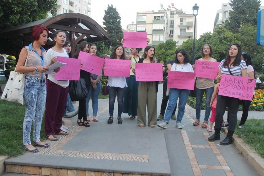 Kadınlar son günlerde artan şiddete tepki gösterdi