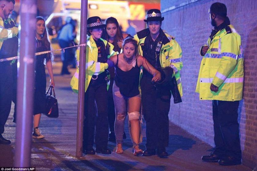 İngiltere'de terör tehdidi seviyesi düşürüldü