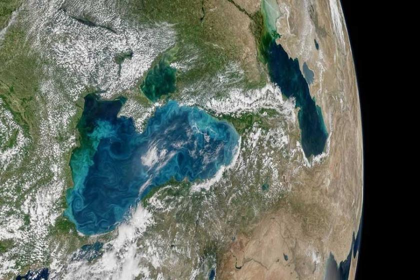 Karadeniz ve boğazın turkuaz rengi uzaydan görüntülendi