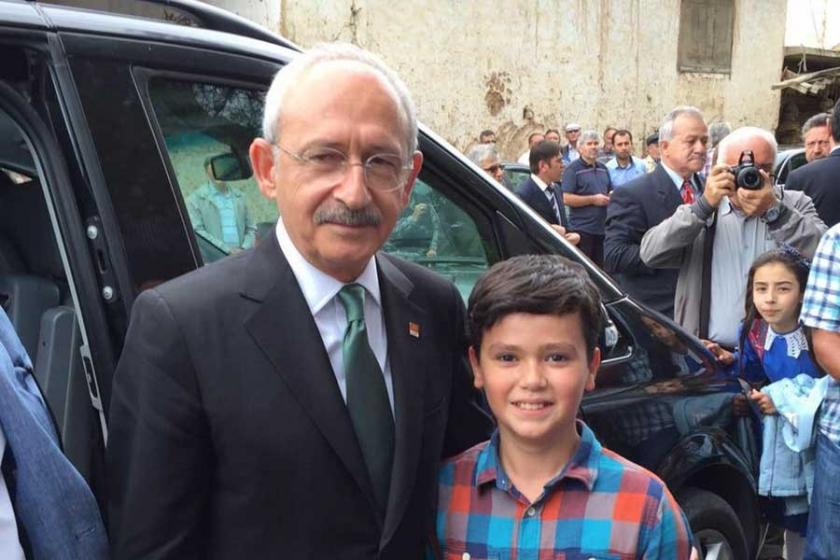Kılıçdaroğlu'nun yanında tutuklu anne ve babası için yürüdü