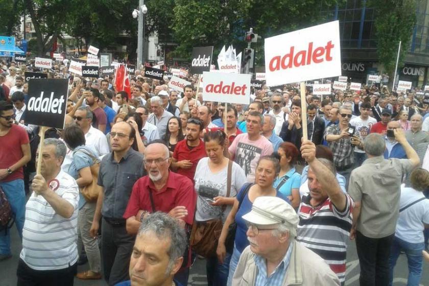 Adalet yürüyüşü demokrasi yürüyüşüne dönüşmeli